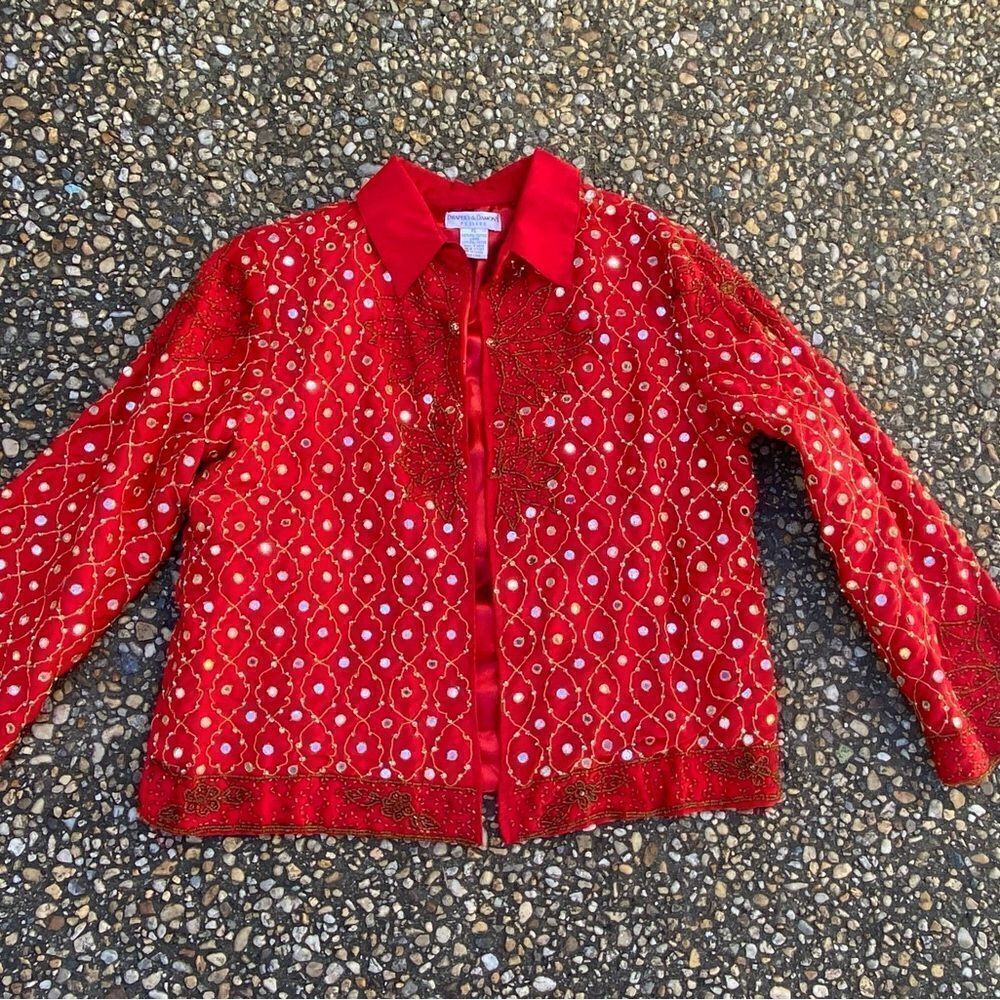 Vtg Drapers & Damon’s bright red ethnic beaded gold trim mirror disc jacket